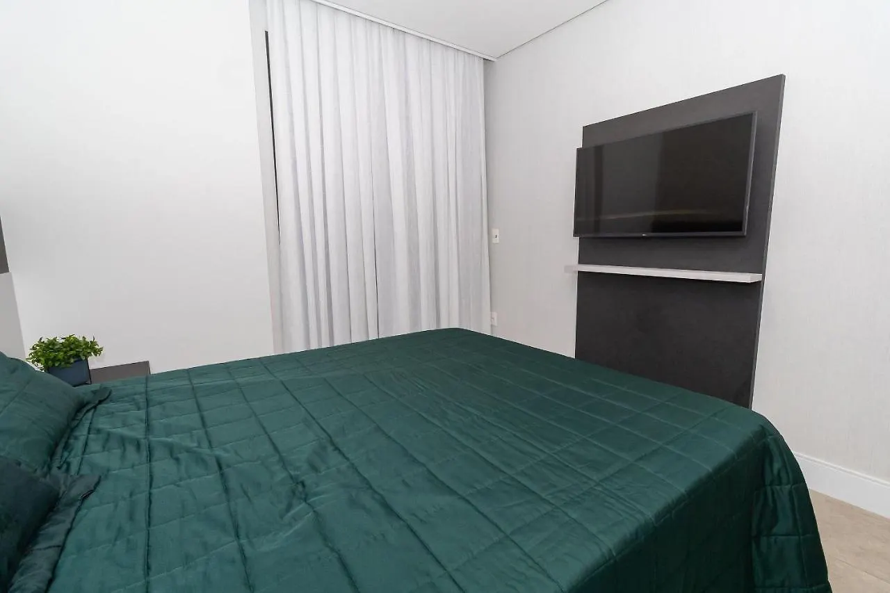 Adra 01 - Apartamento Garden No Centro De Bombinhas - Finamente Mobiliado E Decorado - Rooftop Com Piscina E Academia - A Poucos Metros Da Praia -