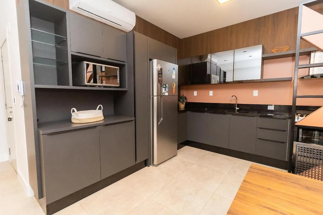 Apartman Adra 01 - Apartamento Garden No Centro De Bombinhas - Finamente Mobiliado E Decorado - Rooftop Com Piscina E Academia - A Poucos Metros Da Praia -