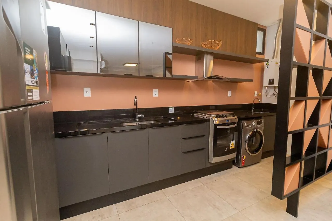 Adra 01 - Apartamento Garden No Centro De Bombinhas - Finamente Mobiliado E Decorado - Rooftop Com Piscina E Academia - A Poucos Metros Da Praia - Apartman
