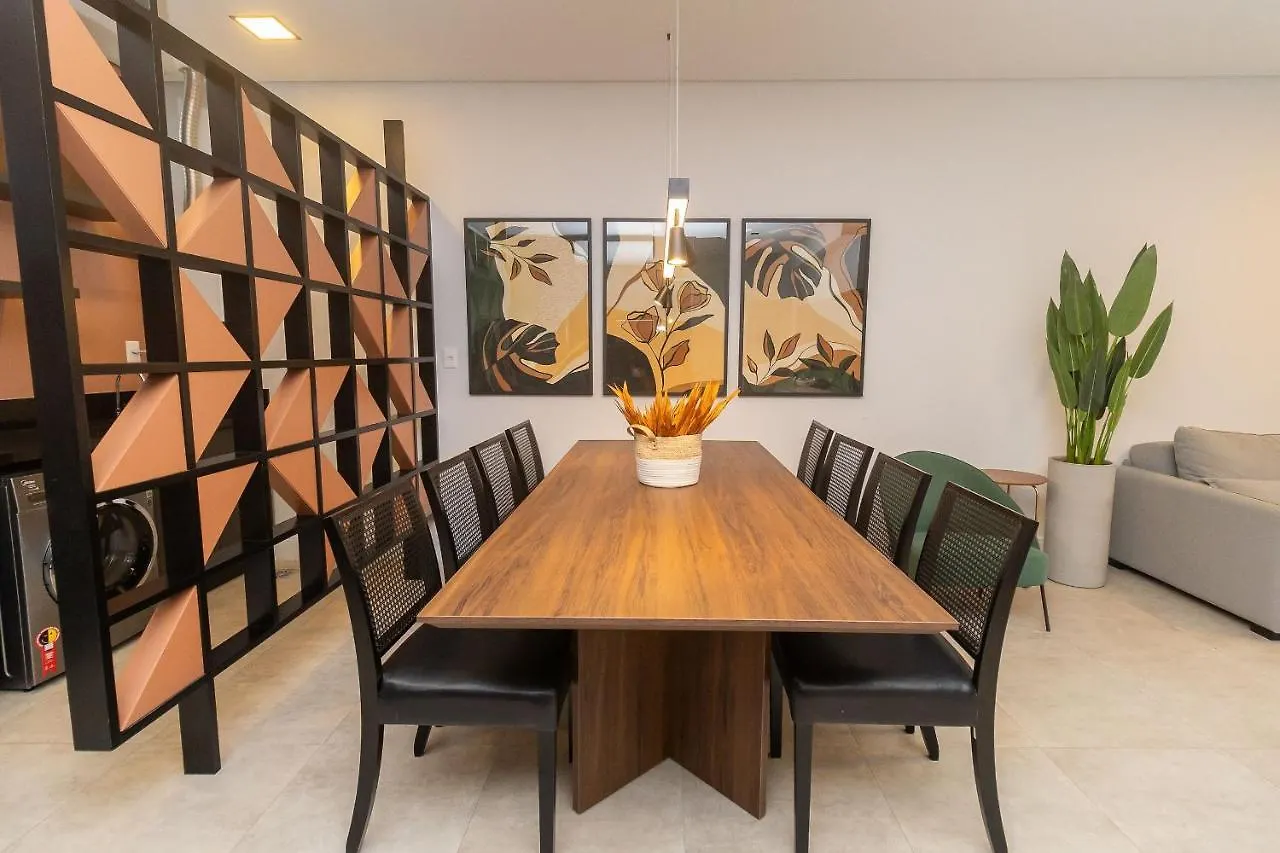 Adra 01 - Apartamento Garden No Centro De Bombinhas - Finamente Mobiliado E Decorado - Rooftop Com Piscina E Academia - A Poucos Metros Da Praia -
